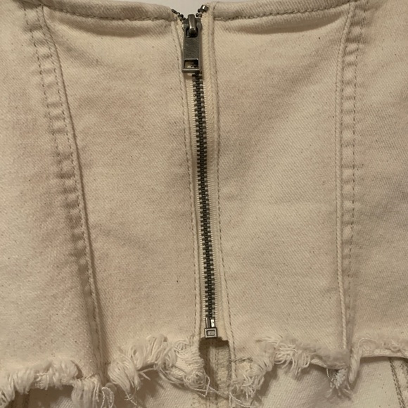 Embroidered Cream Crop Top - Picture 5 of 6